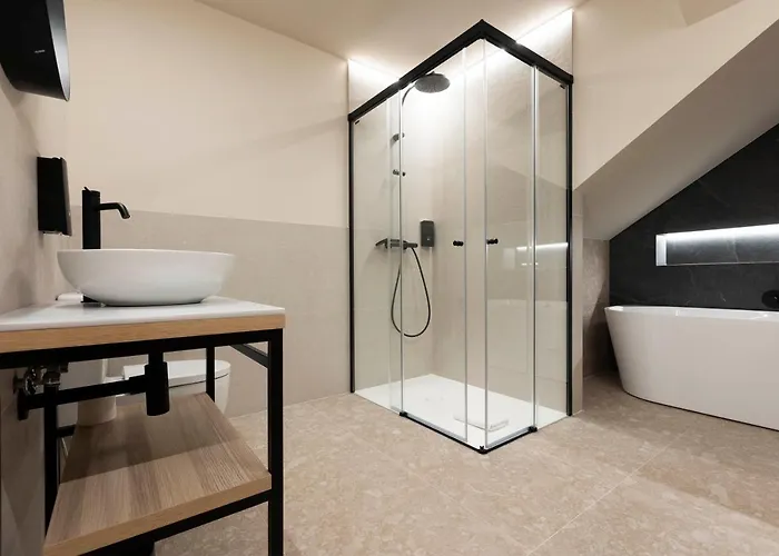 Urbaia 3* سان سيباستيان